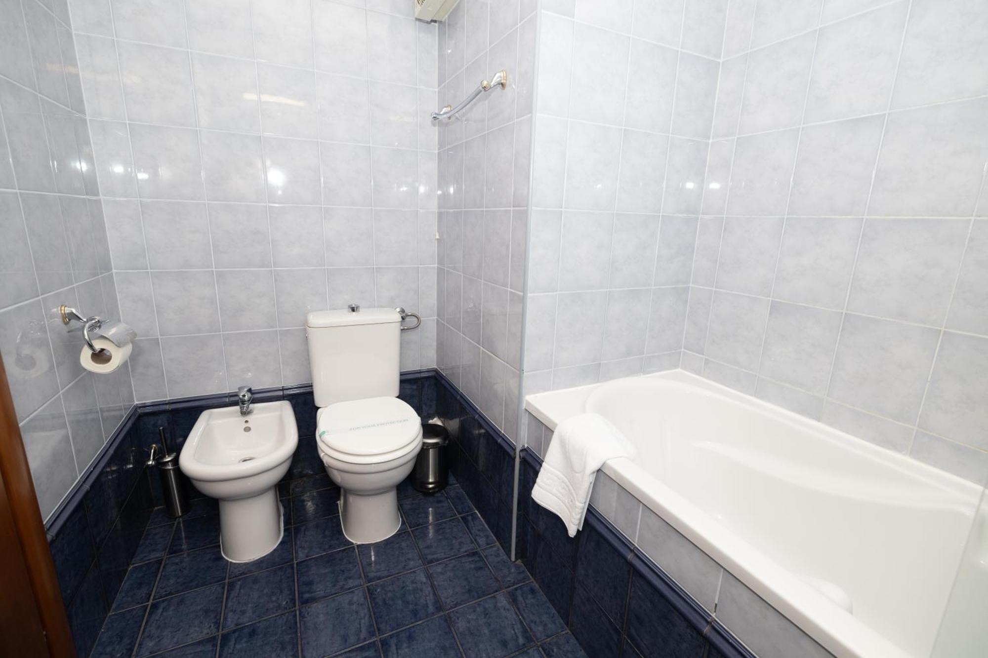 Excelsior Hotel 3*