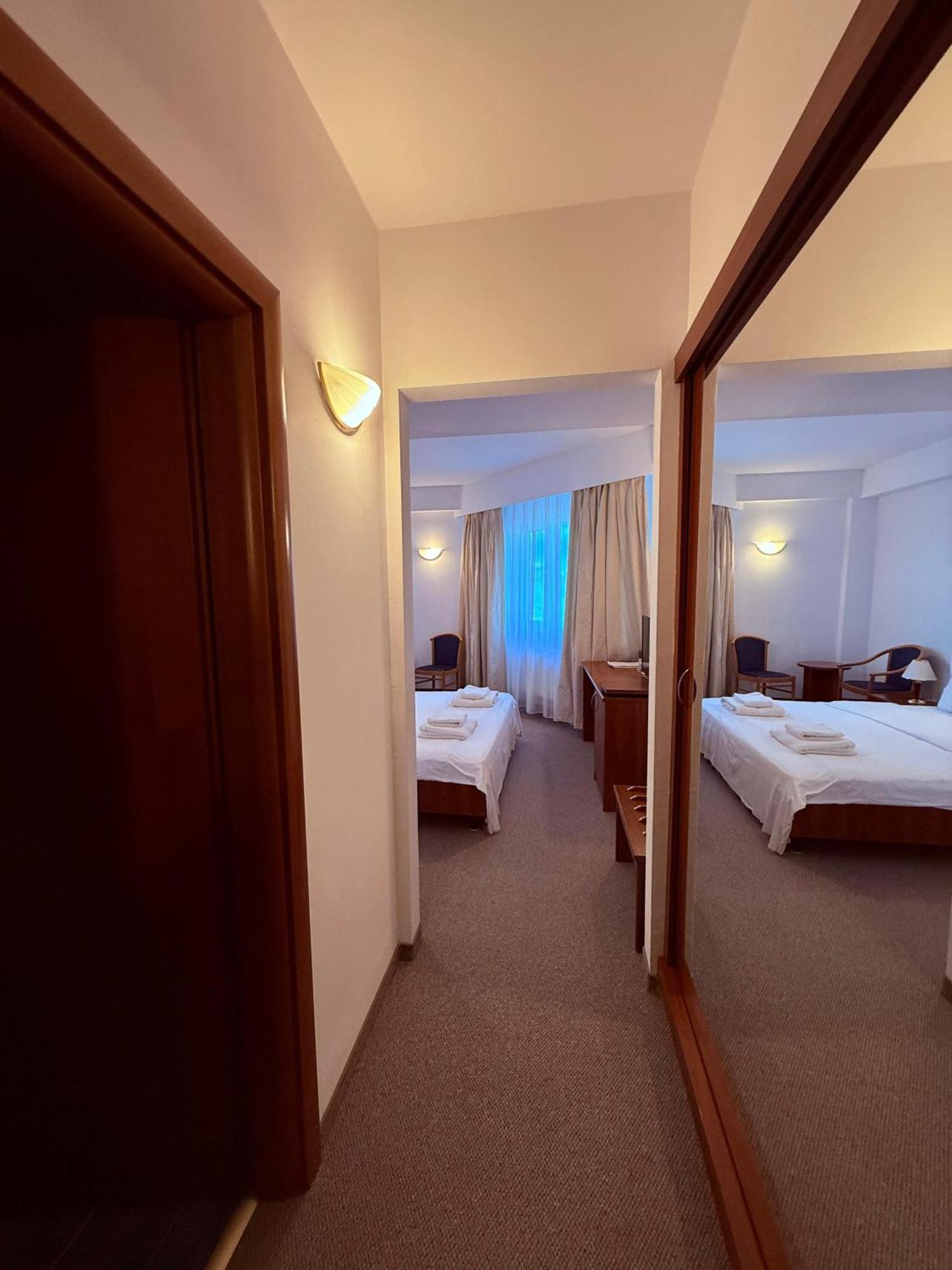 Hotel Excelsior