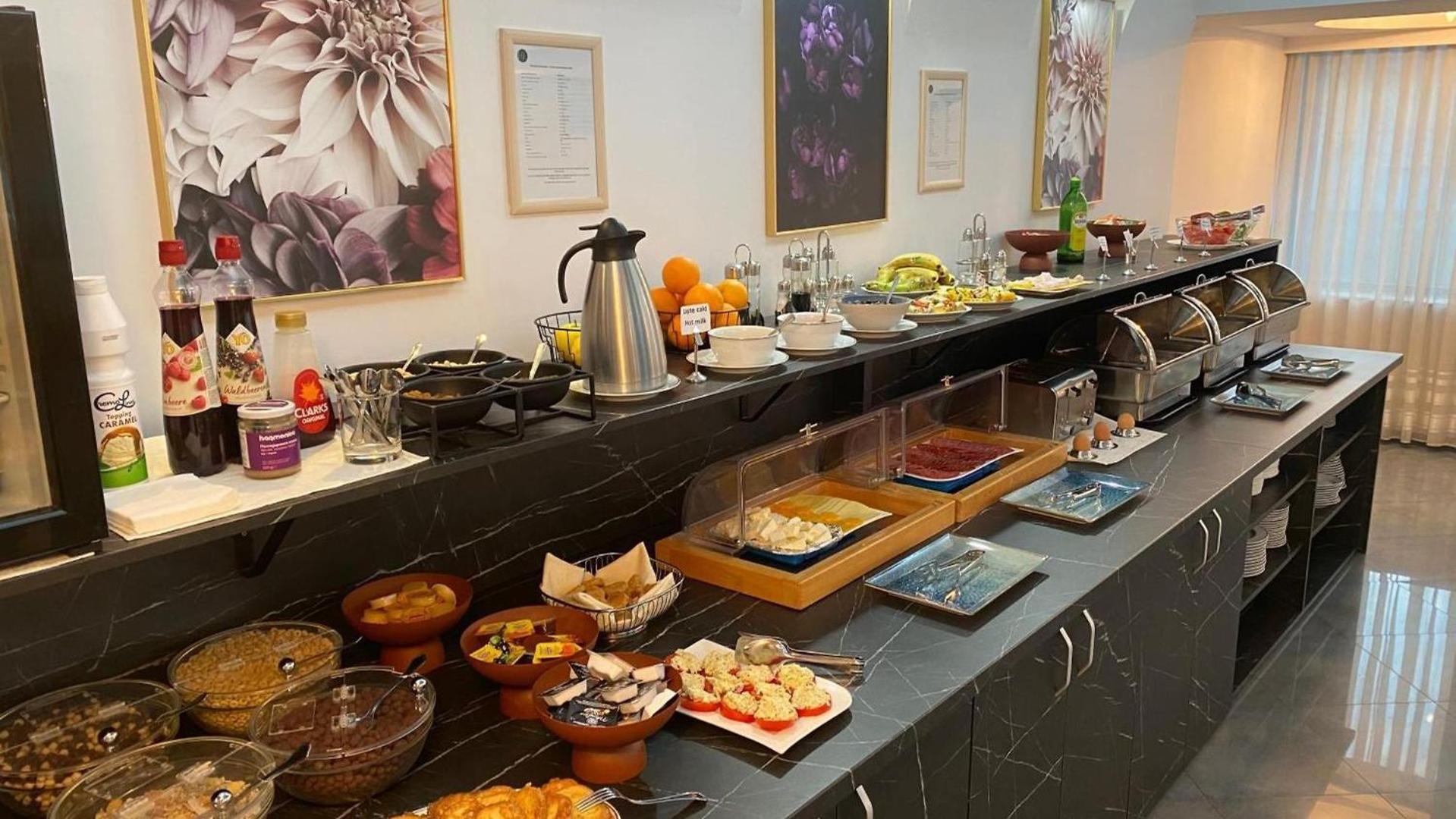 Hotel Excelsior 3*